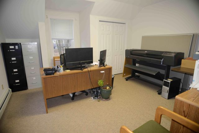 51 Portsmouth Avenue, Exeter, NH 03833