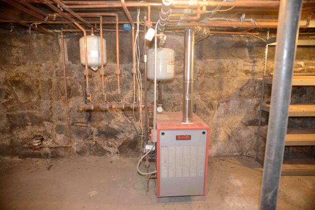 51 Portsmouth Avenue, Exeter, NH 03833