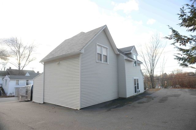 51 Portsmouth Avenue, Exeter, NH 03833