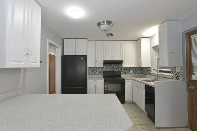 4914 Louise Street 1, Skokie, IL 60077