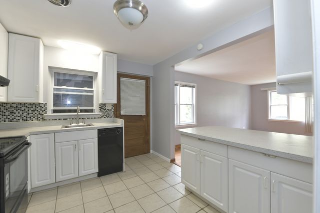 4914 Louise Street 1, Skokie, IL 60077