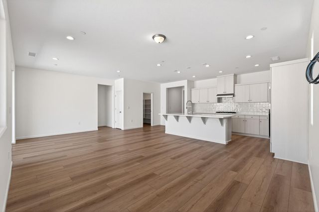 1193 Magnolia Court W, Madera, CA 93636