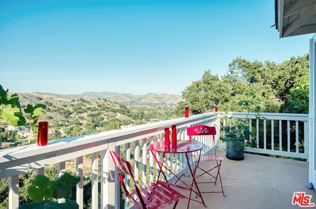 1022 Brookview Avenue, Westlake Village, CA 91361