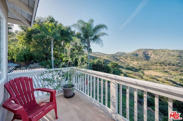 1022 Brookview Avenue, Westlake Village, CA 91361