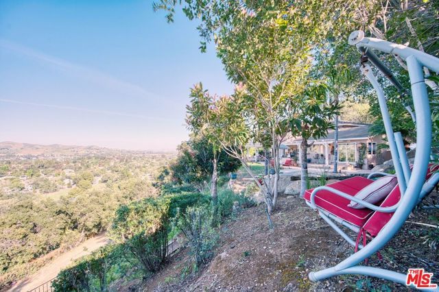 1022 Brookview Avenue, Westlake Village, CA 91361