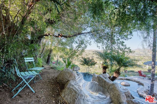 1022 Brookview Avenue, Westlake Village, CA 91361