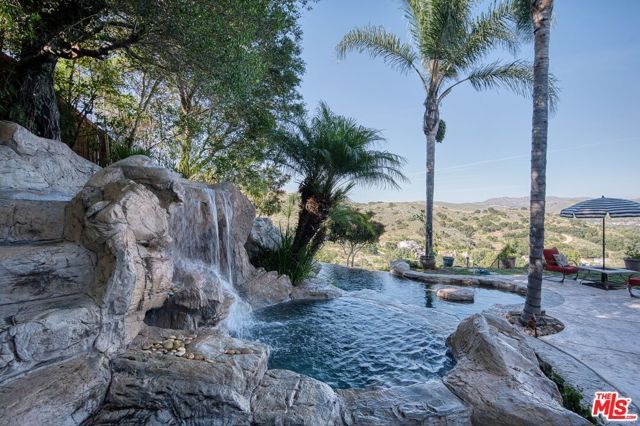 1022 Brookview Avenue, Westlake Village, CA 91361