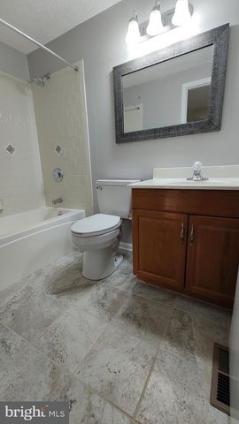 8638 SAXON CIR, Nottingham, MD 21236