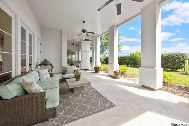 2219 S Turnberry Ave, Zachary, LA 70791