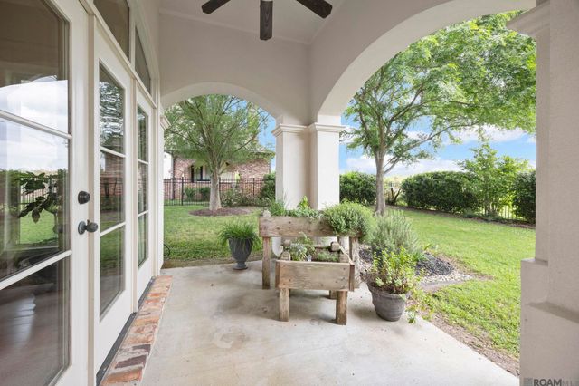 2219 S Turnberry Ave, Zachary, LA 70791