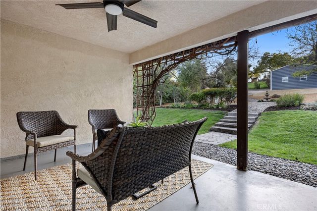 6030 Portola Road, Atascadero, CA 93422