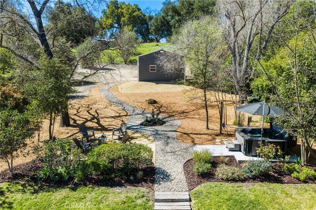 6030 Portola Road, Atascadero, CA 93422