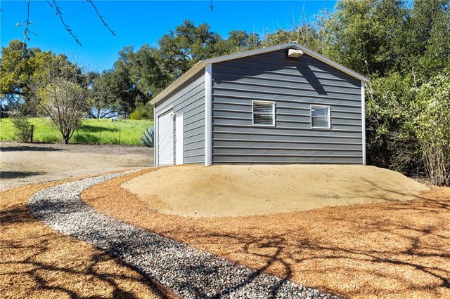 6030 Portola Road, Atascadero, CA 93422