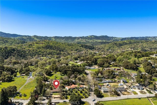 6030 Portola Road, Atascadero, CA 93422