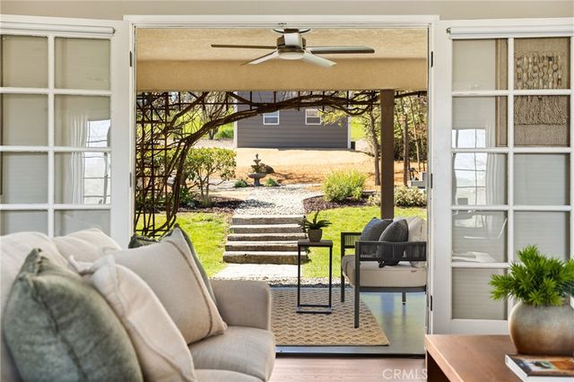 6030 Portola Road, Atascadero, CA 93422