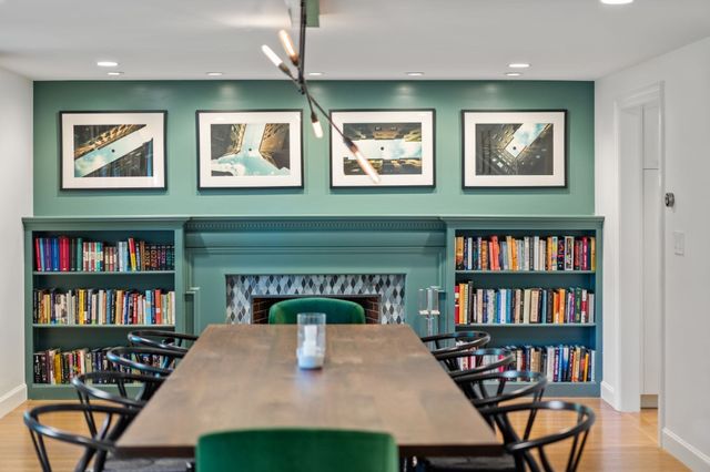15 Wedgwood Rd, Wellesley, MA 02481