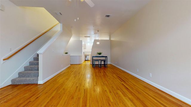 8715 Meadowcroft Drive 902, Houston, TX 77063