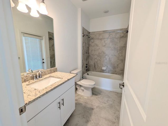 11100 BALFOUR STREET, Venice, FL 34293