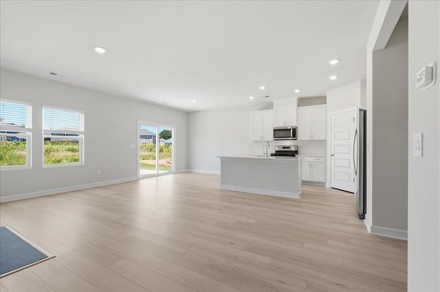 725 Parry Court, Woodruff, SC 29388
