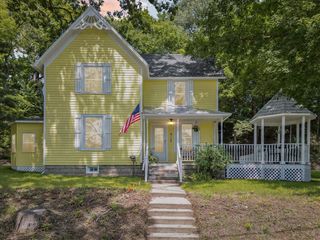 818 E Main Street, Ionia, MI 48846