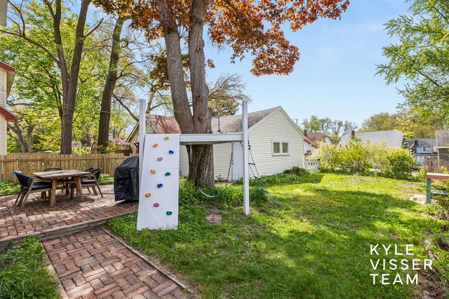 1106 Watkins Street, Grand Rapids, MI 49507