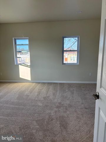 402 COLWYN AVE, Darby, PA 19023