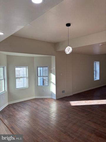 402 COLWYN AVE, Darby, PA 19023