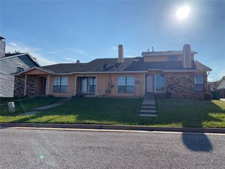 11519 N Lincoln Boulevard, Oklahoma City, OK 73114