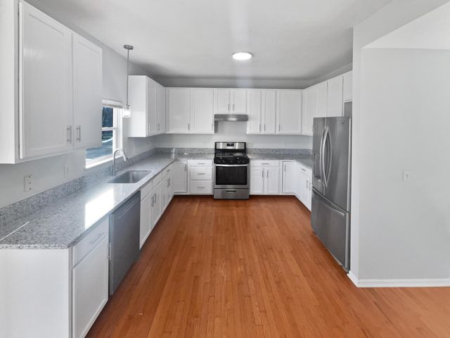 7485 Bold Venture Court, Lewis Center, OH 43035