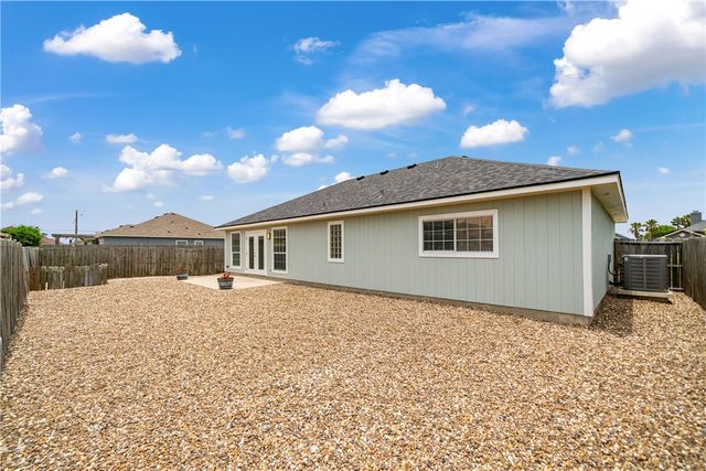 15738 Escapade St, Corpus Christi, TX 78418