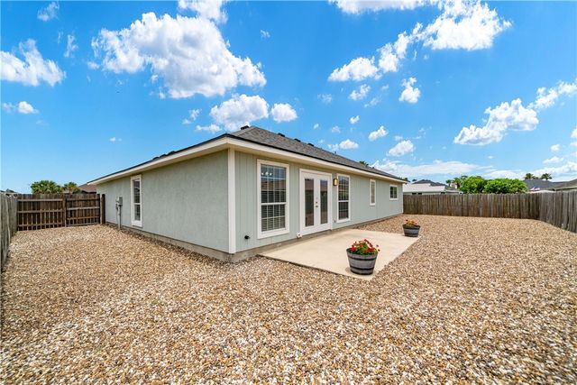 15738 Escapade St, Corpus Christi, TX 78418