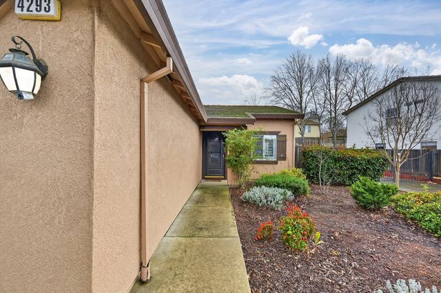 4293 Stromford Way, Mather, CA 95655