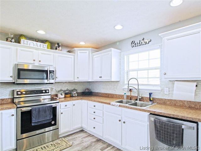14018 Deerfield Court, Memphis, IN 47143