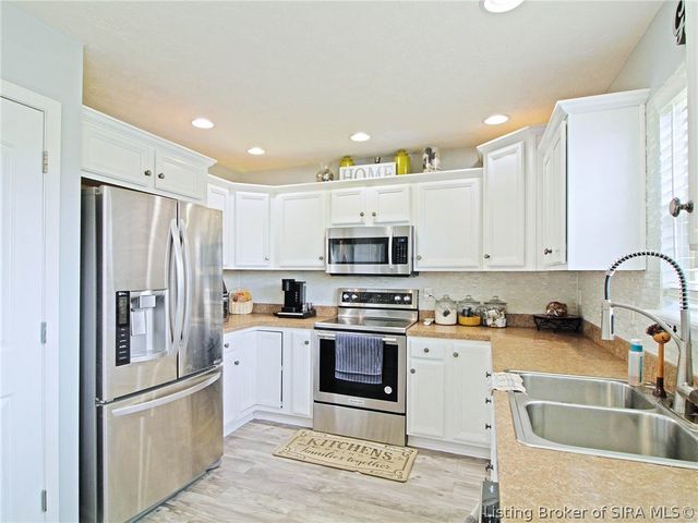 14018 Deerfield Court, Memphis, IN 47143