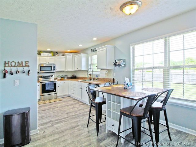 14018 Deerfield Court, Memphis, IN 47143