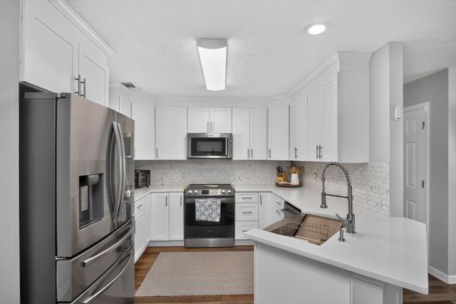 4004 Hollis Hill Dr, Nashville, TN 37211