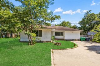 1815 W Oak Street, Denton, TX 76201