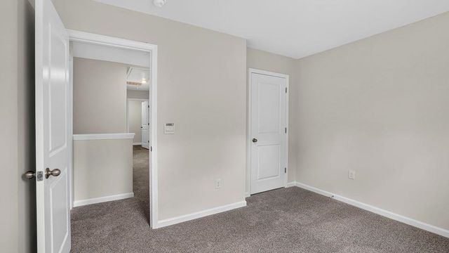 567 Valencia Circle, Wellford, SC 29385