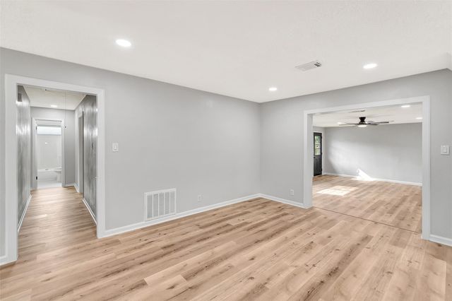 704 Teabury Avenue, Pasadena, TX 77503