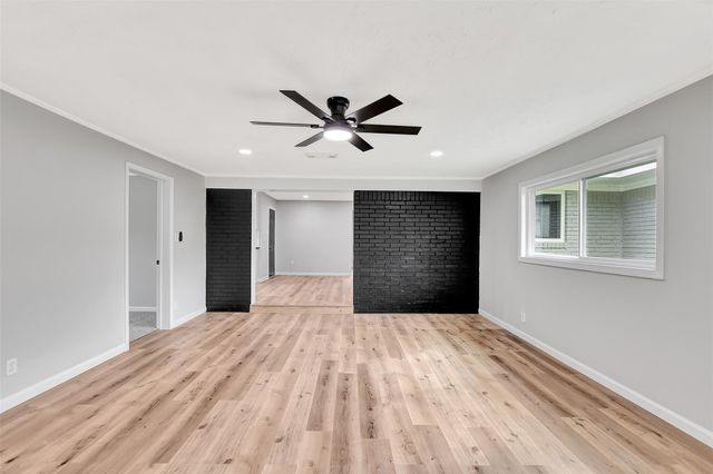 704 Teabury Avenue, Pasadena, TX 77503