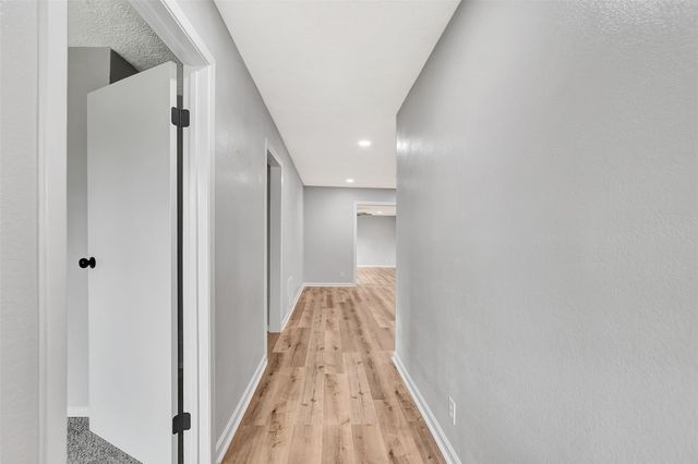 704 Teabury Avenue, Pasadena, TX 77503