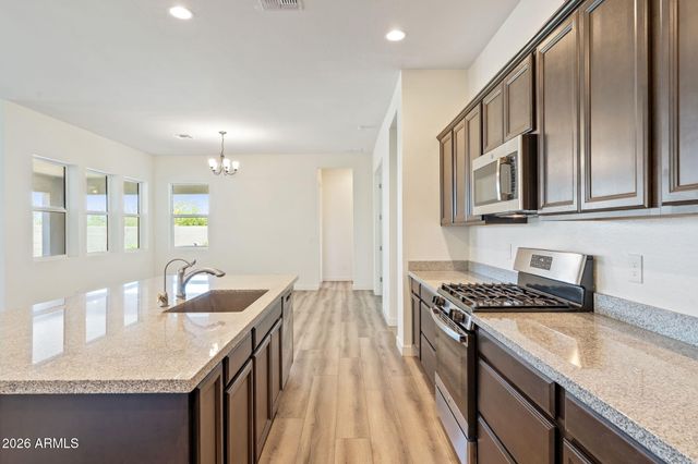 1110 E MONTE Way, Phoenix, AZ 85042