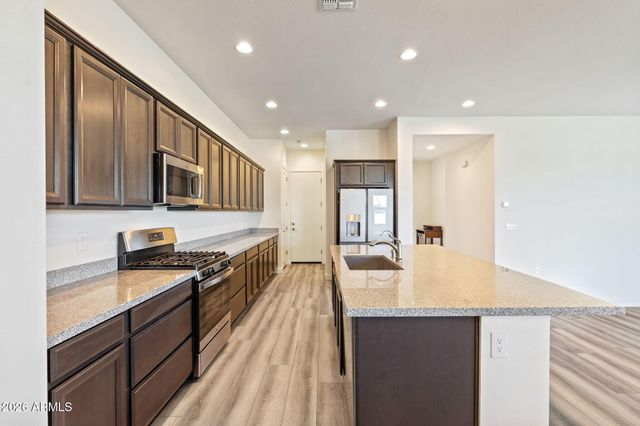 1110 E MONTE Way, Phoenix, AZ 85042