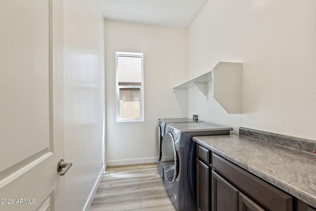 1110 E MONTE Way, Phoenix, AZ 85042