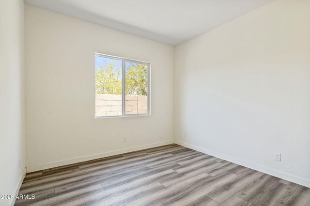 1110 E MONTE Way, Phoenix, AZ 85042