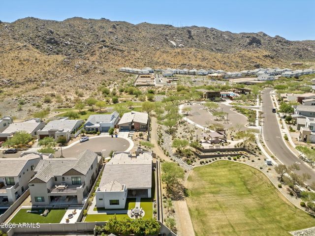 1110 E MONTE Way, Phoenix, AZ 85042