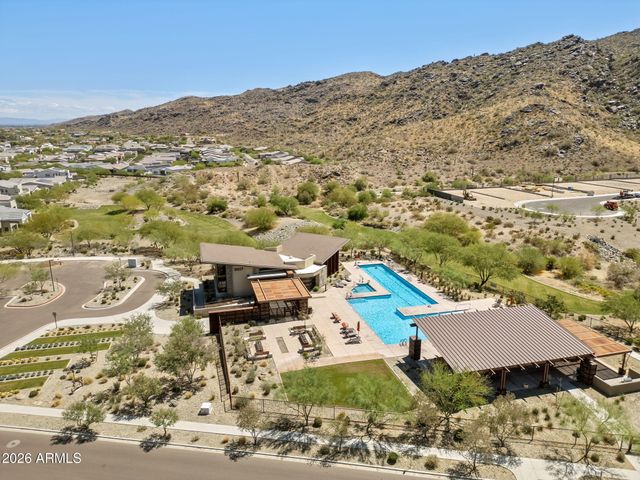 1110 E MONTE Way, Phoenix, AZ 85042