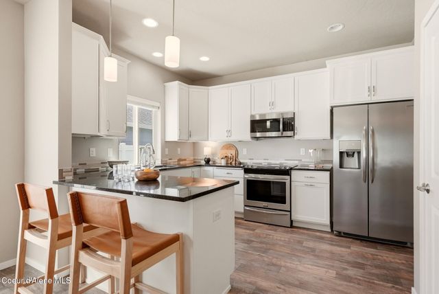 6581 N Descartes DR, Coeur D'alene, ID 83815