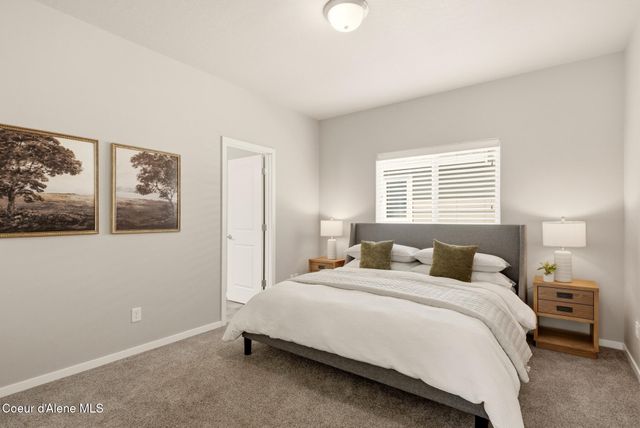 6581 N Descartes DR, Coeur D'alene, ID 83815