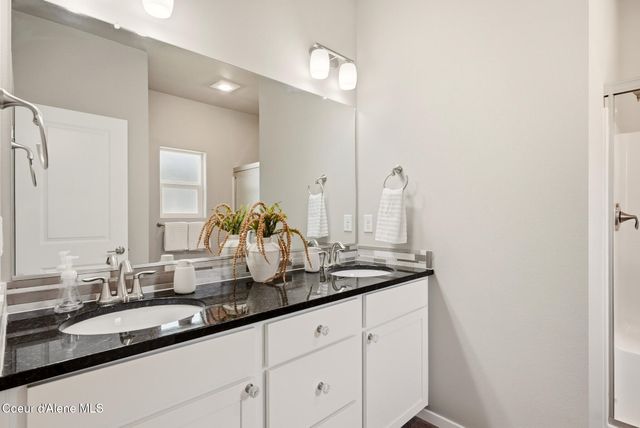 6581 N Descartes DR, Coeur D'alene, ID 83815